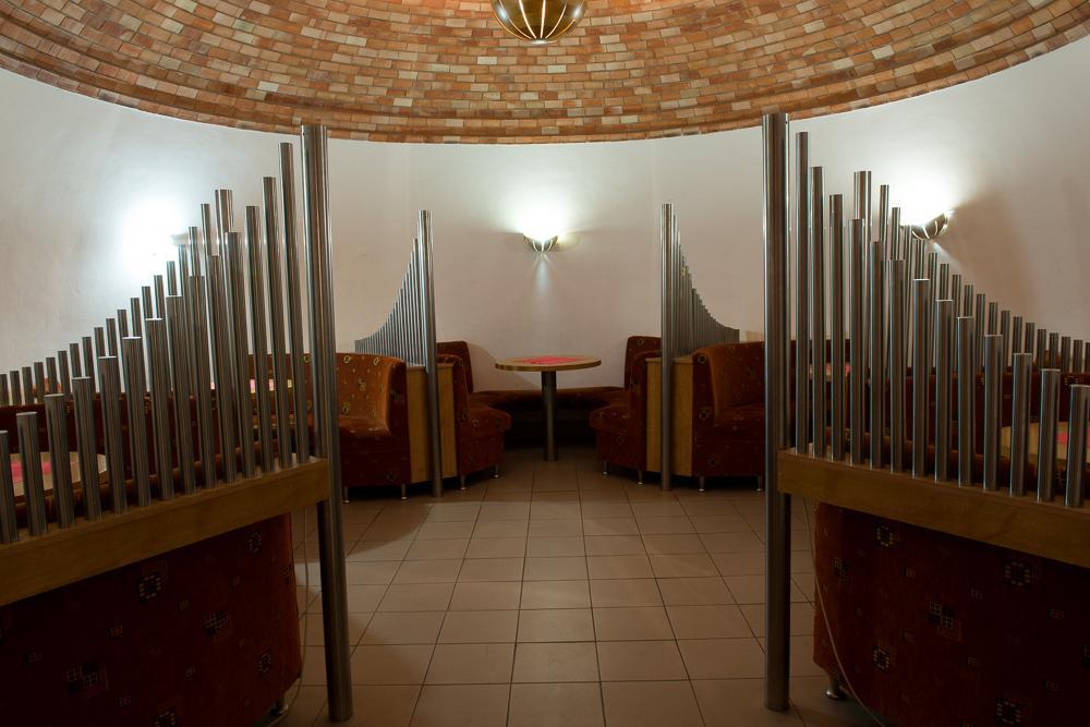 Hotel Imos Břeclav Exteriör bild