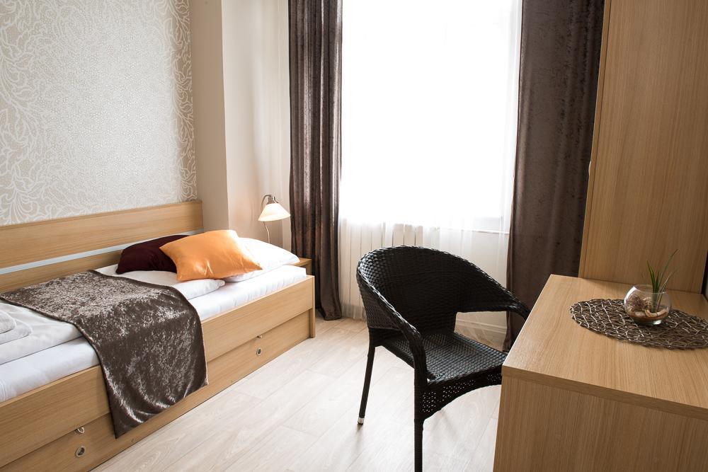Hotel Imos Břeclav Exteriör bild
