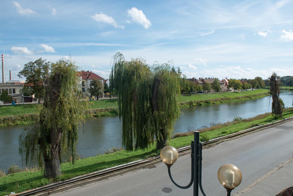Hotel Imos Břeclav Exteriör bild